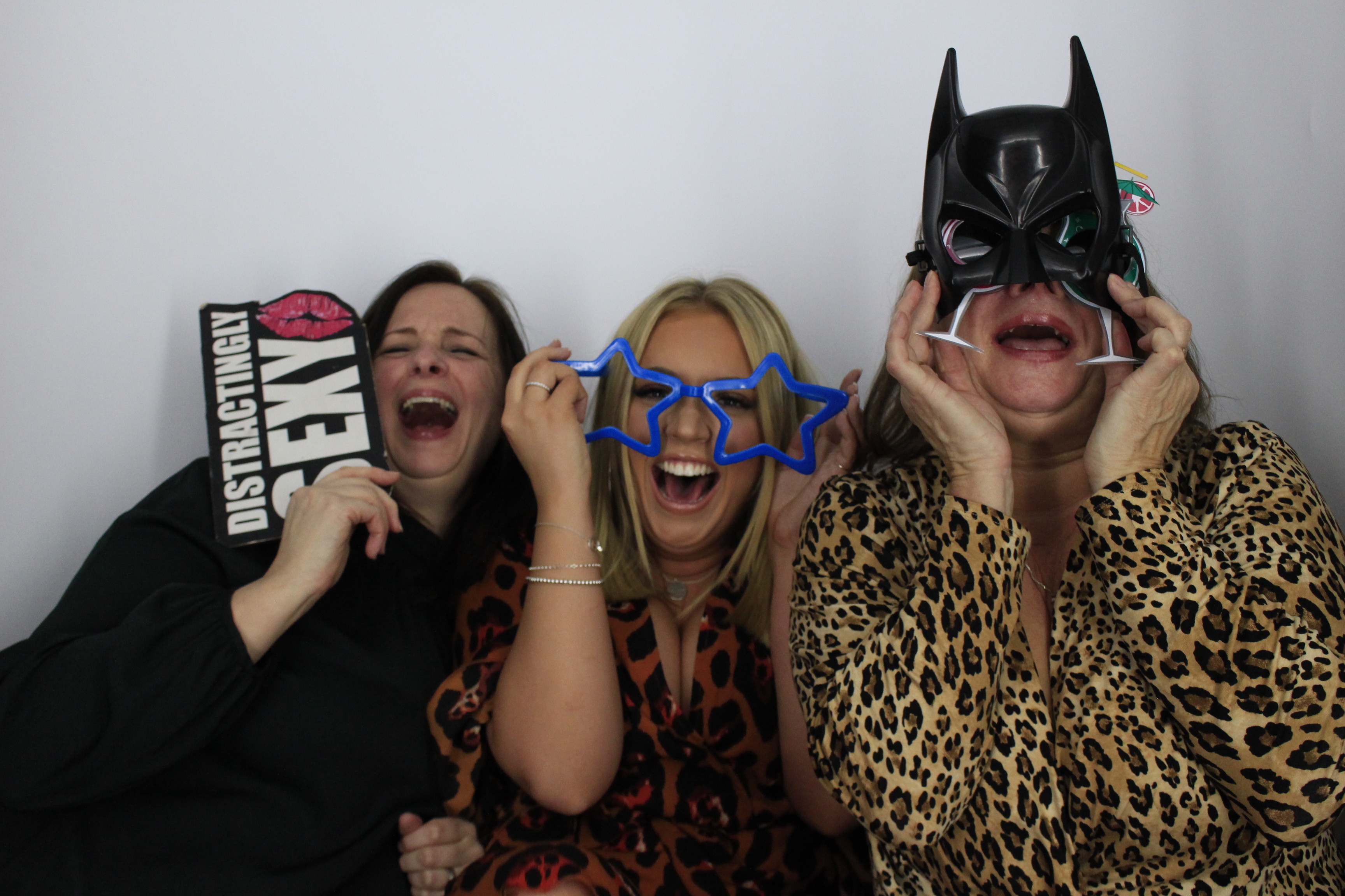 Darren and sarah’s 40th birthday celebration | View more photos from the event at gallery.myphotoboothexperience.co.uk/u/MyPhotoBoothExperienceLtd/Darren-and-sarah’s-40th-birthday-celebration